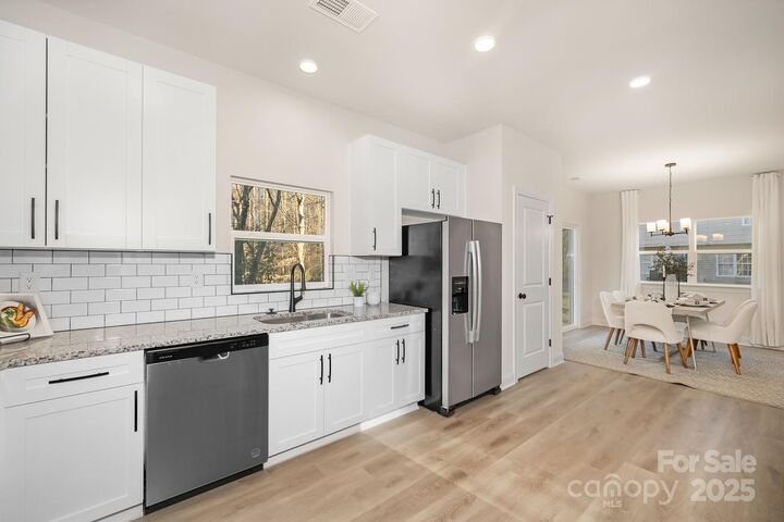 Property Photo: 804 Plaza Walk Drive NC 28215