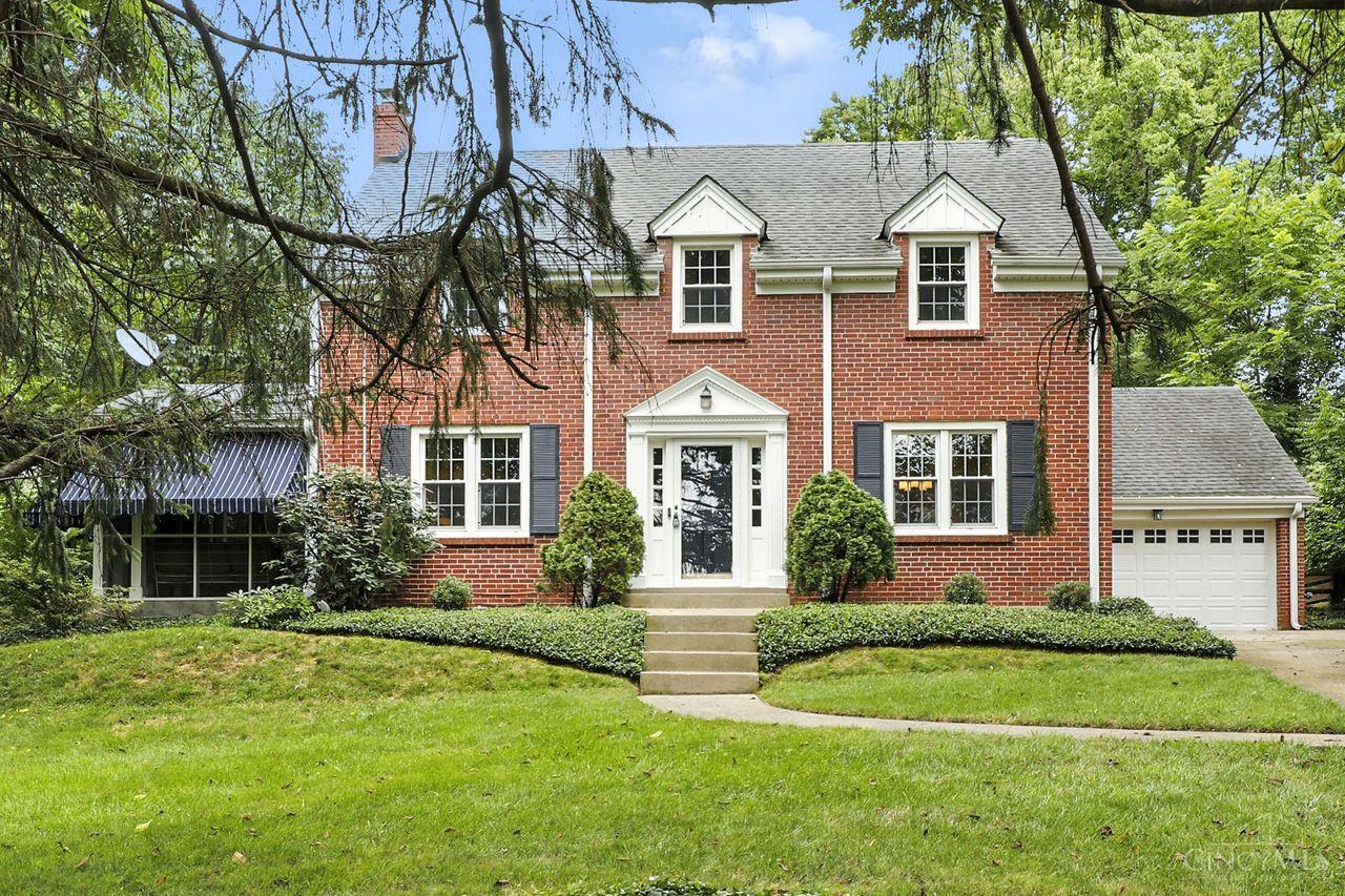 Property Photo: 1104 Birney Lane OH 45230