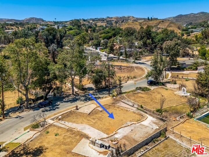 Property Photo: 16327 Akron St CA 90272