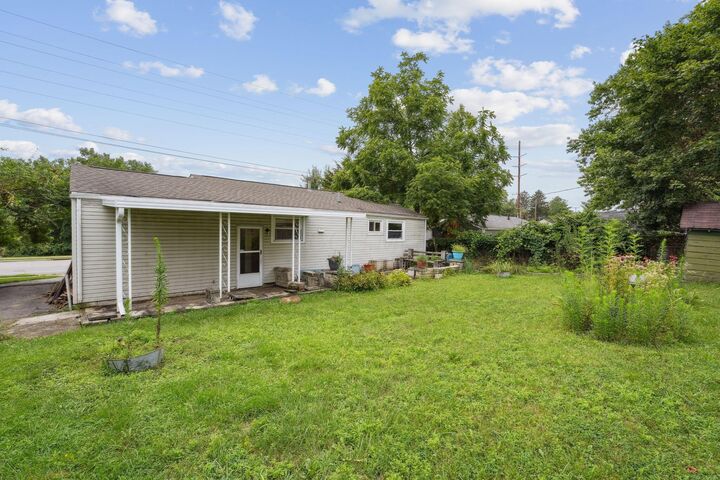 Property Photo: 3814 Clime Road OH 43228