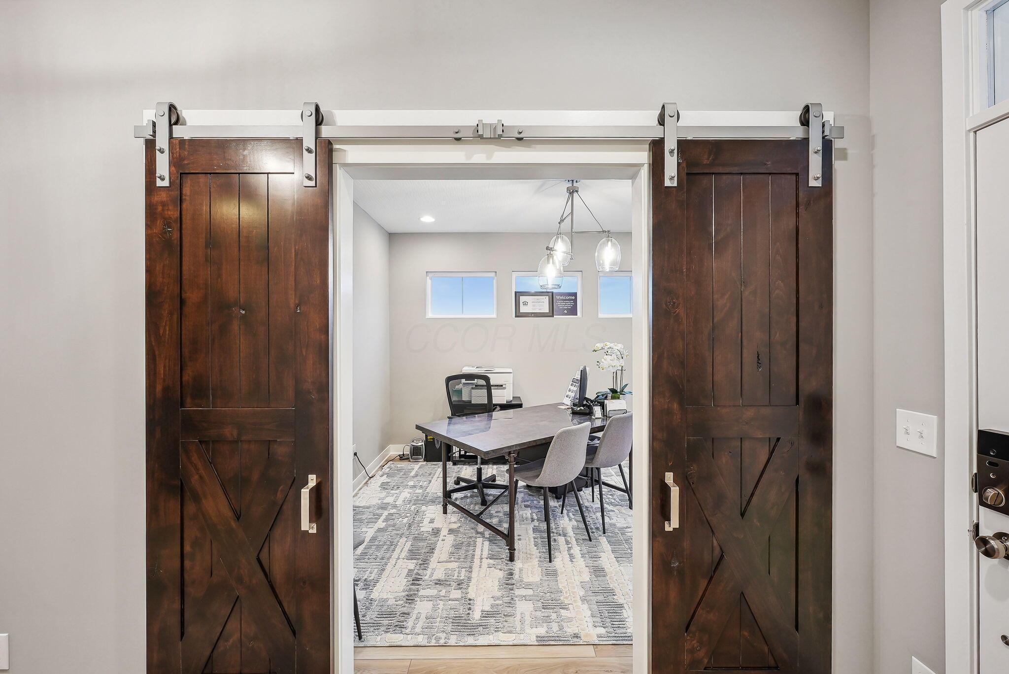 Property Photo: 6986 Stillhouse Lane OH 43016