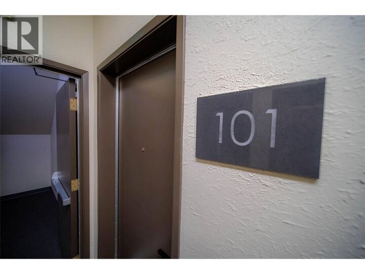 Property Photo:  541 5th Avenue 101  BC V0B 1M0 