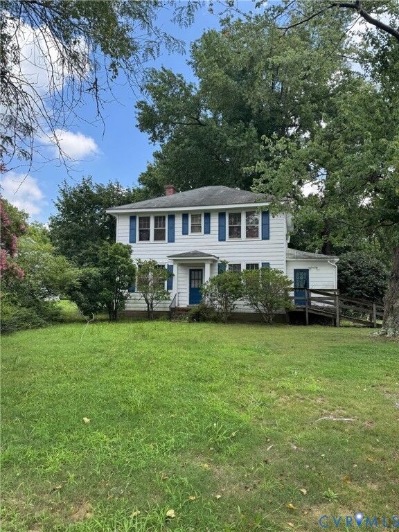 Property Photo:  484 Main Street  VA 22572 