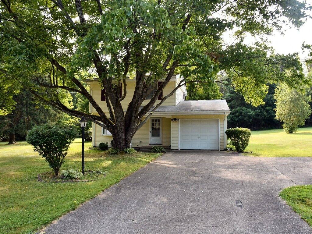 Property Photo: 13932 Oakview Drive PA 16335