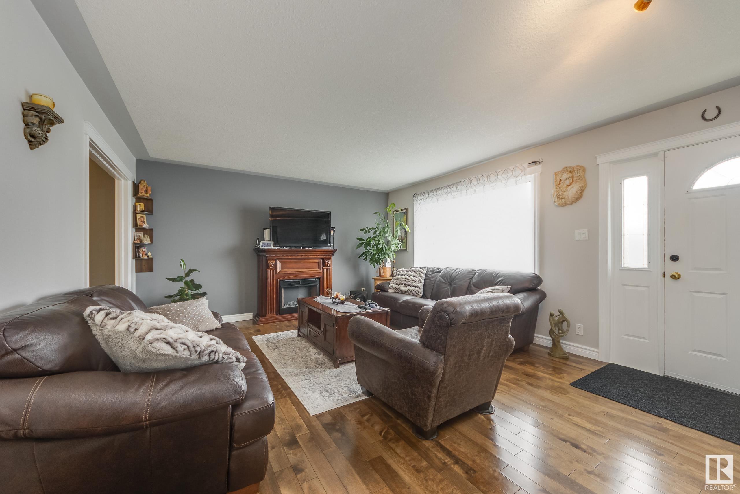 Property Photo: 12920 93 Street NW AB T5E 3T2