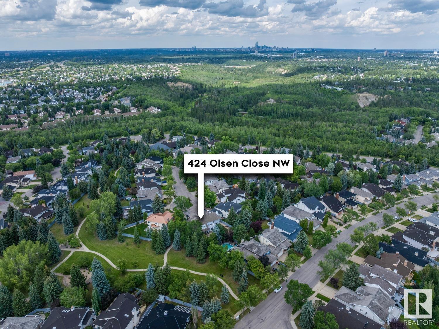 Property Photo: 424 Olsen Close NW AB T6R 1L2