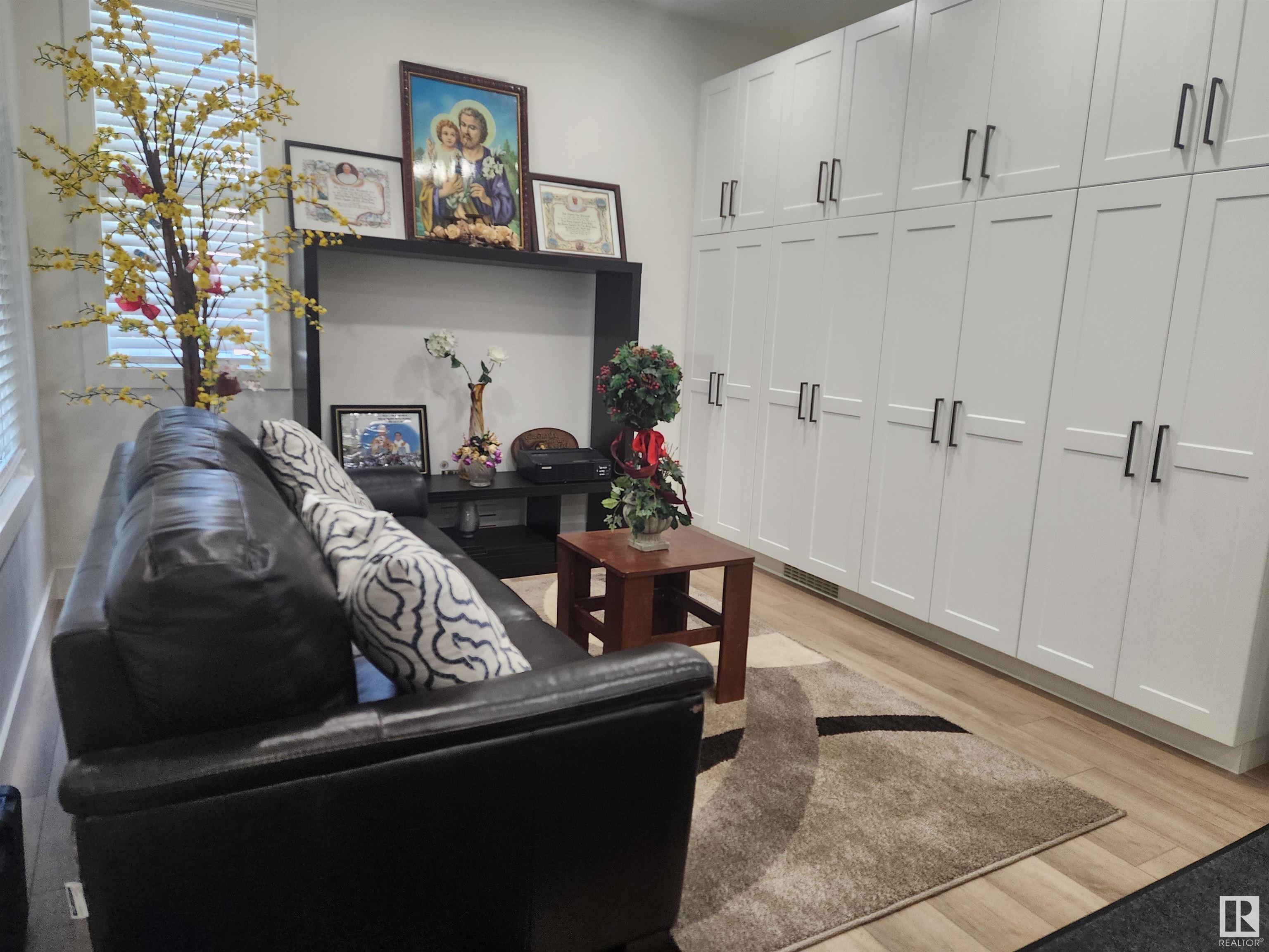 Property Photo: 129 Griesbach Road NW AB T5E 6L9