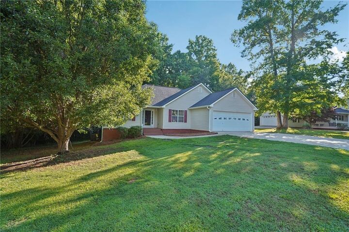 Property Photo:  7210 W Field Drive  GA 30507 