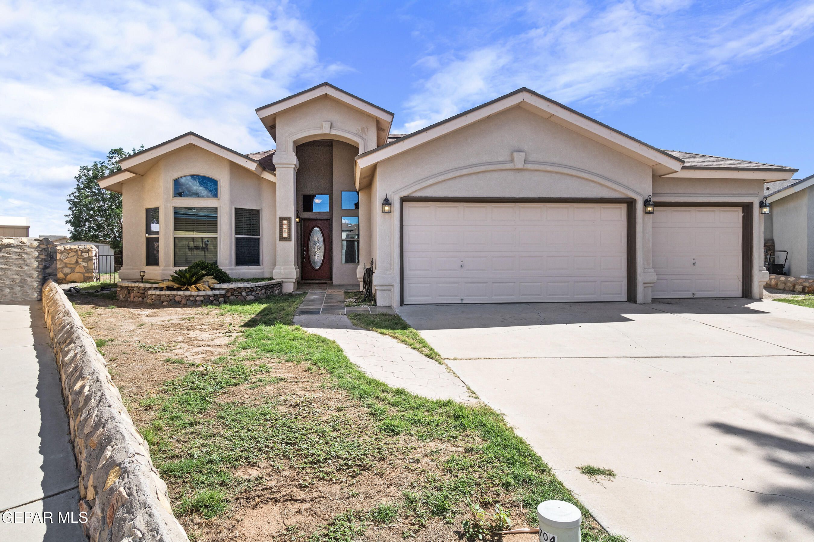 5704 Laurel Clarck Lane  El Paso TX 79934 photo