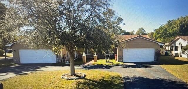 Property Photo: 4100 NW 110th Ave FL 33065