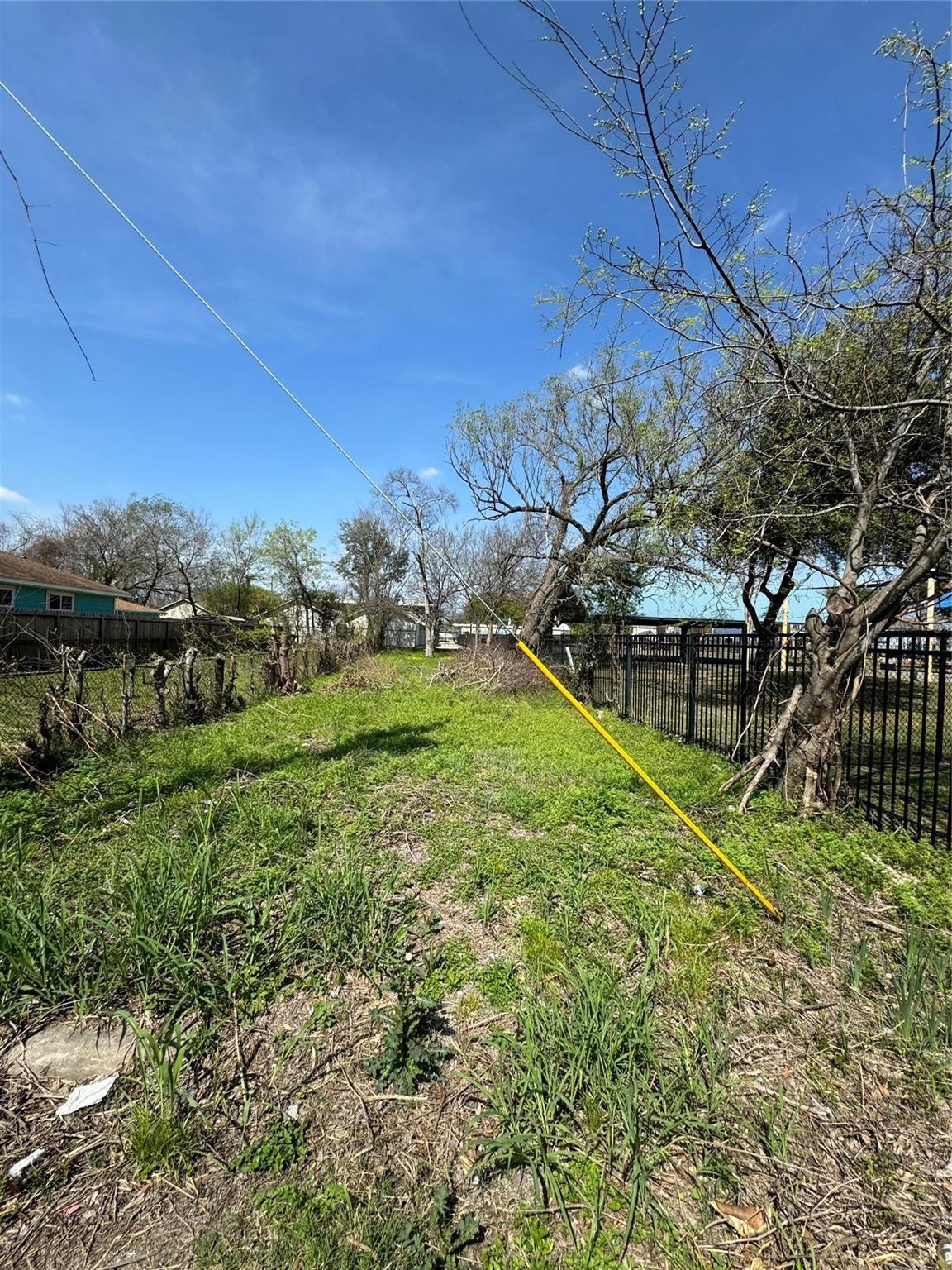 Property Photo:  715 E 34th Street  TX 77022 