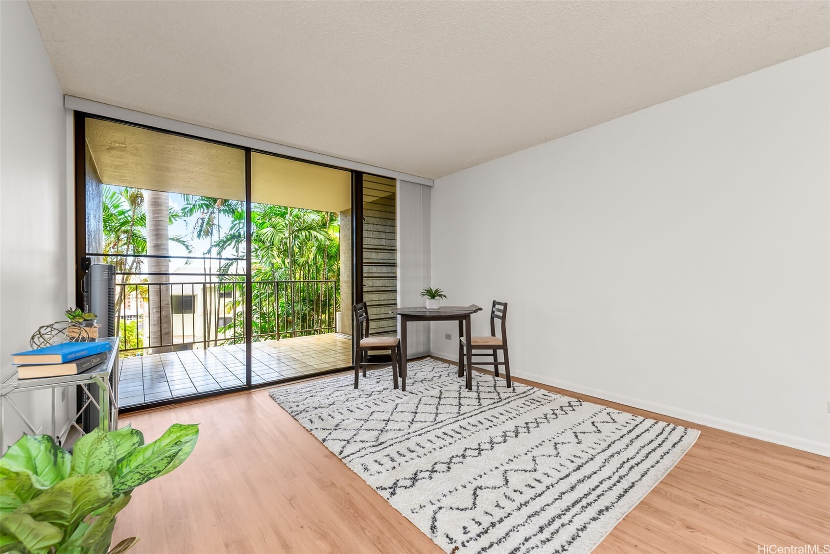 Property Photo: 965 Prospect Street 209 HI 96822