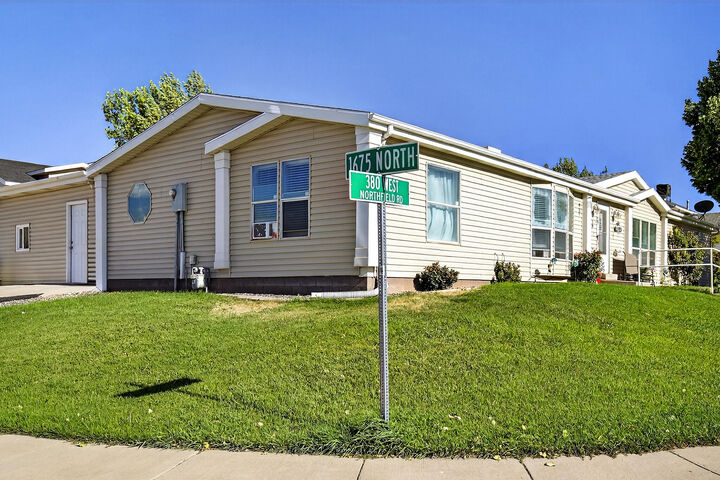 Property Photo: 1672 N Northfield Rd W UT 84721