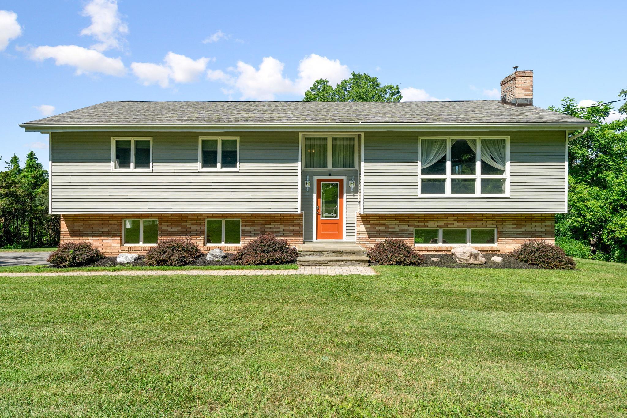 Property Photo:  29 Cedar Lane  NY 12570 