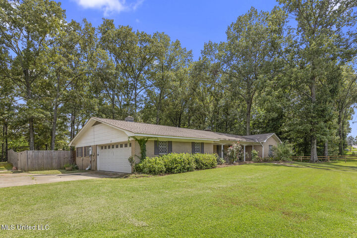 Photo de la propriété: 11 S Terrapin Hill Road MS 39042