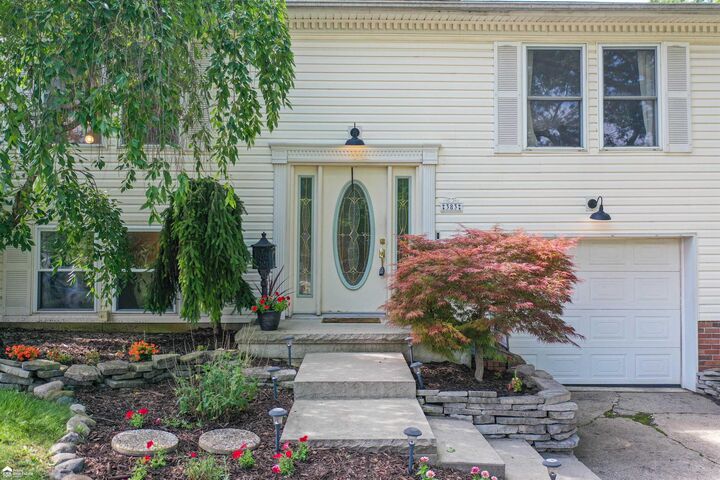Property Photo:  383 Bush Avenue  MI 48439 