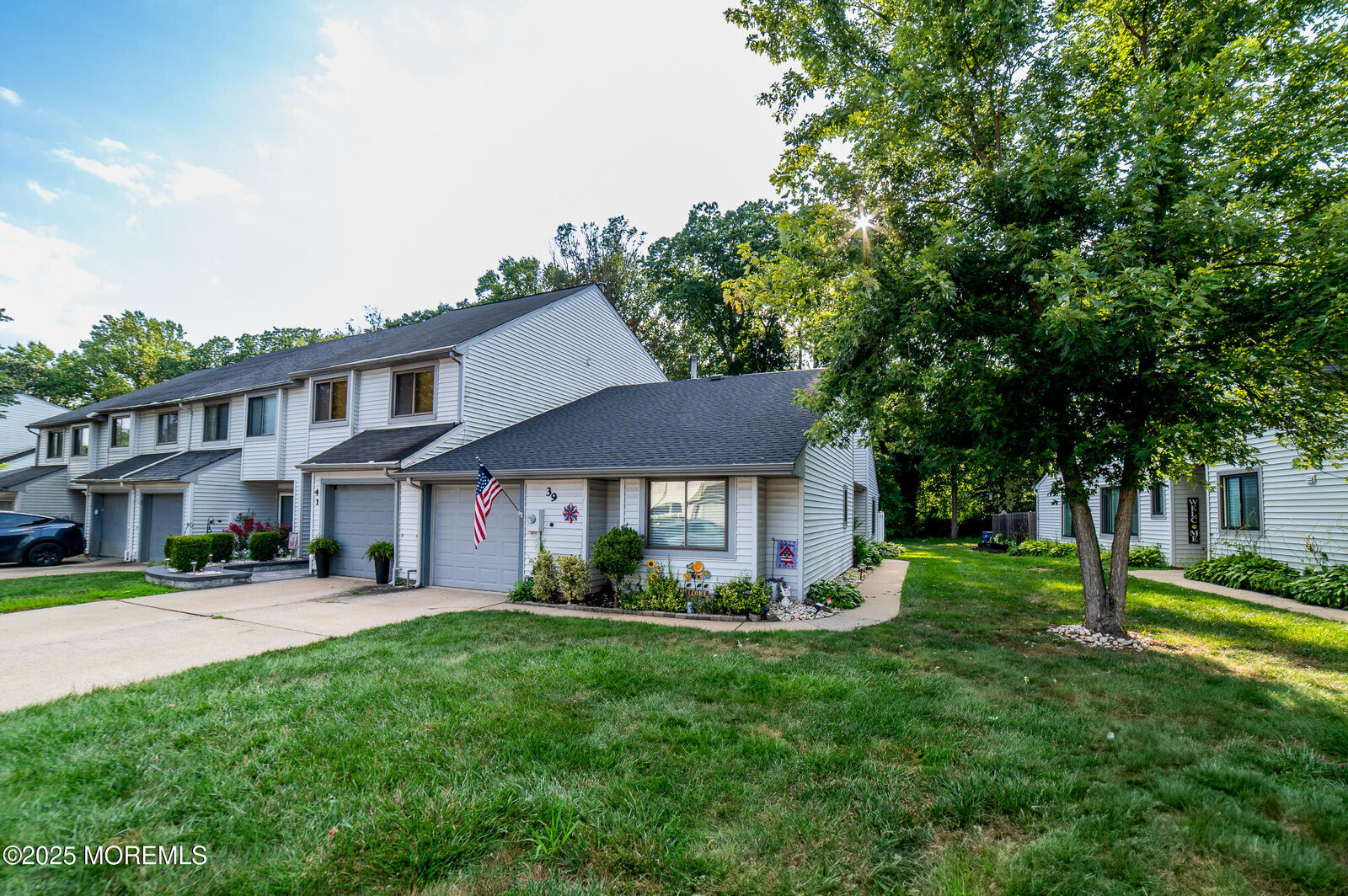 Property Photo:  39 Lexington Circle  NJ 07747 