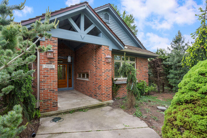 2806 Oakmont Court  Champaign IL 61821 photo