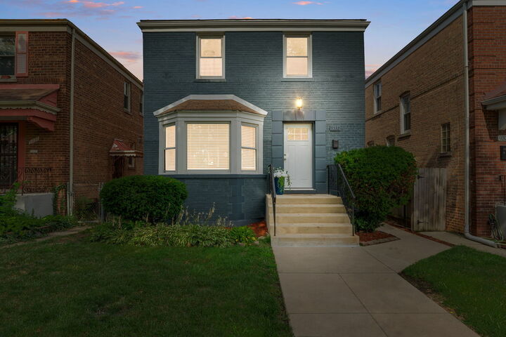 9332 S Bishop Street  Chicago IL 60620 photo