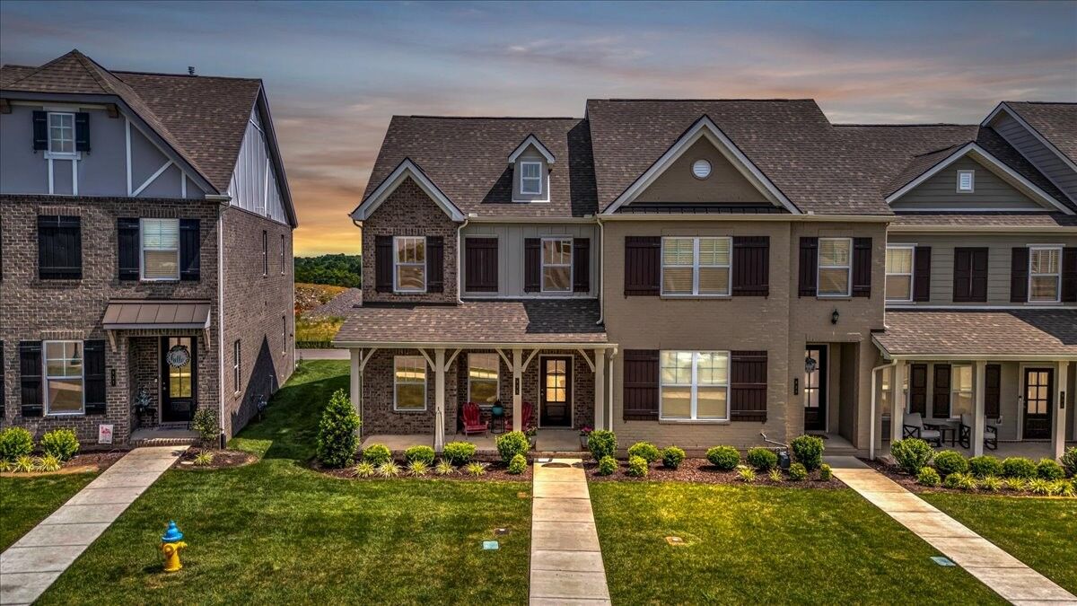 Property Photo: 935 Nance Ln TN 37087