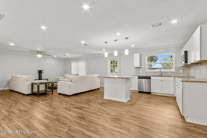 Property Photo: 5751 St Isabel Drive FL 32277