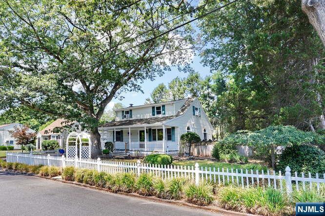 Property Photo: 548 Bryant Place NJ 07675