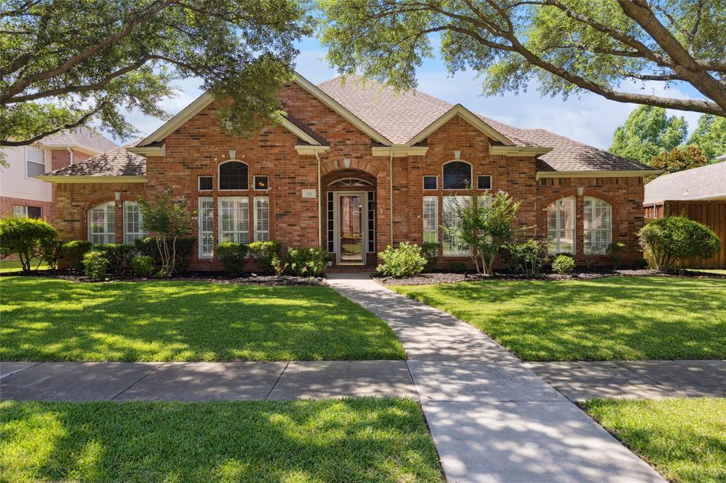 Property Photo: 3616 Briarcliff Drive TX 75025