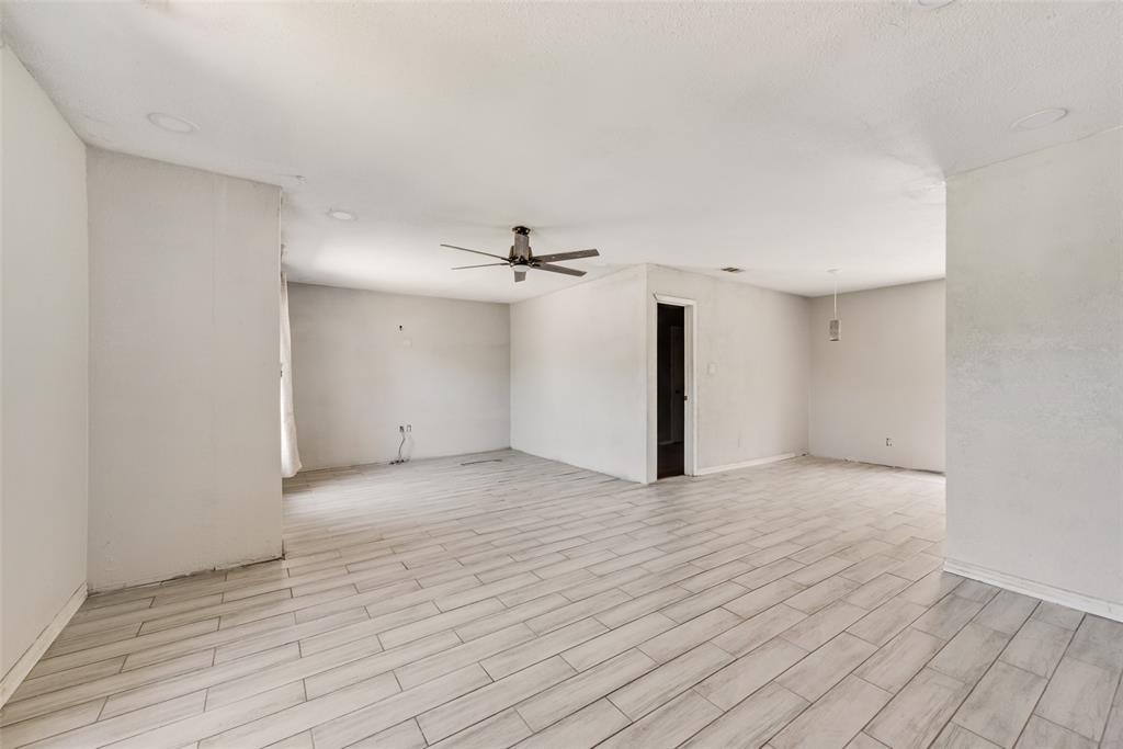 Property Photo:  9502 Zelkova Circle  TX 75249 