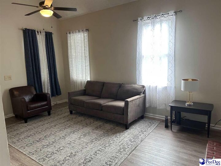 Property Photo:  419 - 3 S Coit Street  SC 29501 