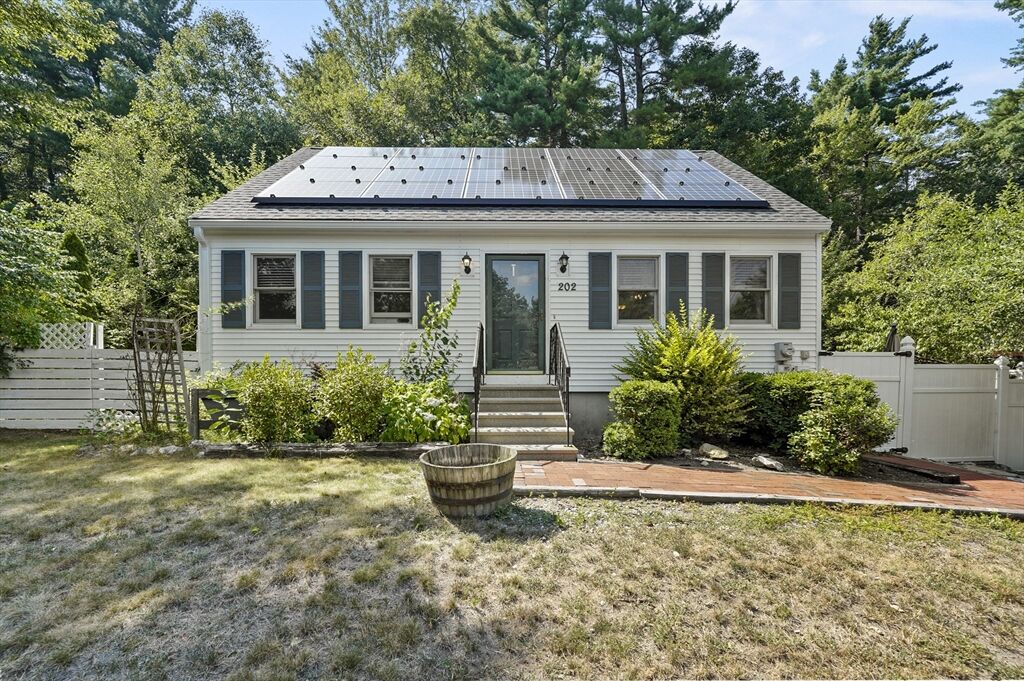 Property Photo:  202 Stoneybrook Rd  MA 01420 