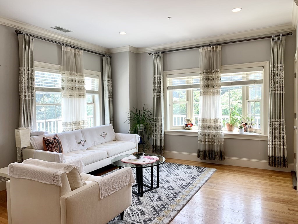 Property Photo:  255 Winter St 112  MA 02451 