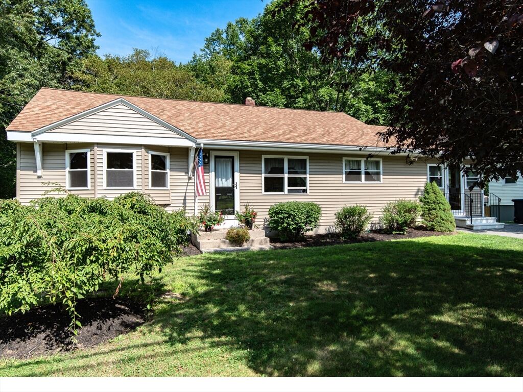 Property Photo:  172 Blackstone St  MA 01504 