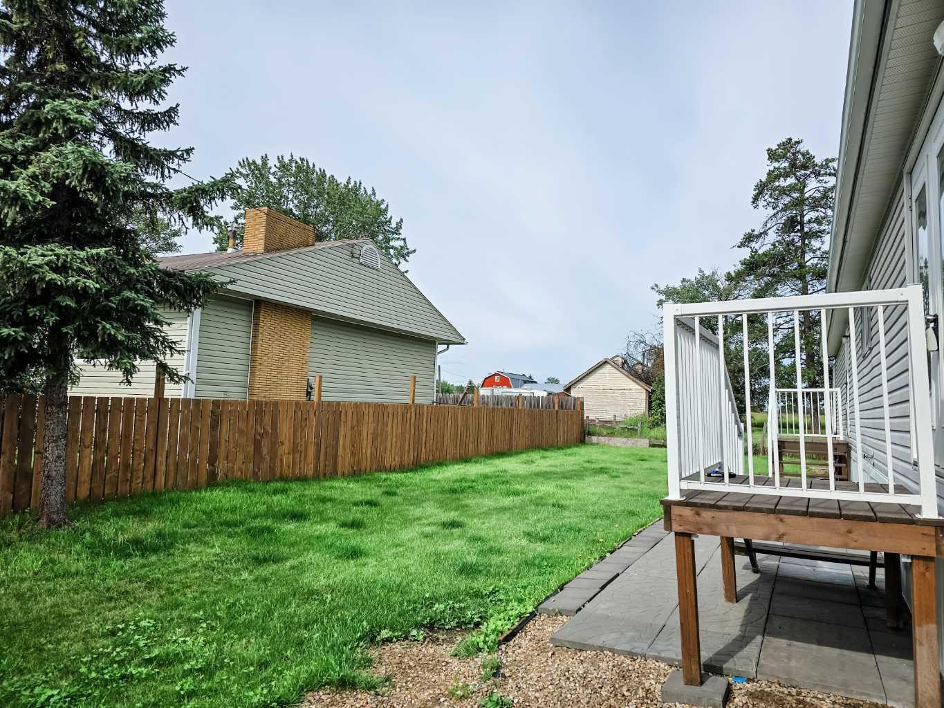 Property Photo: 5036 50 Street AB T7E 5A1