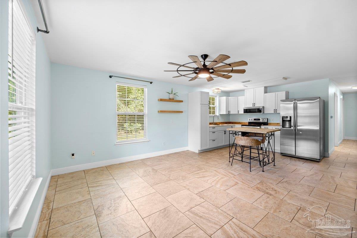 Property Photo: 6816 Trailride N FL 32570