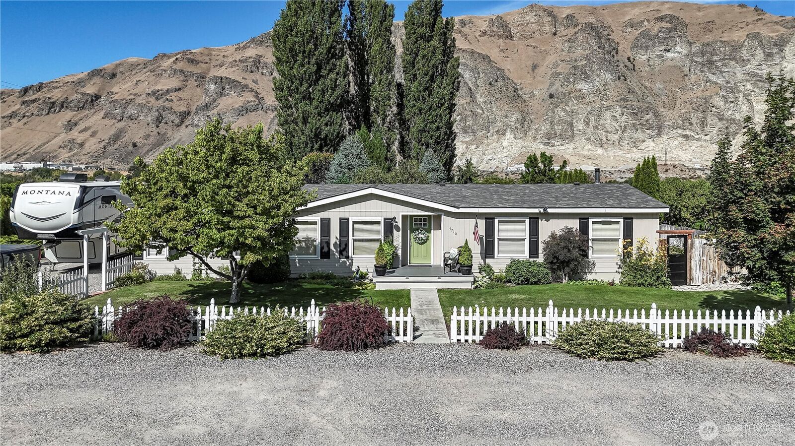 Property Photo: 4710 NW Cascade Avenue WA 98802