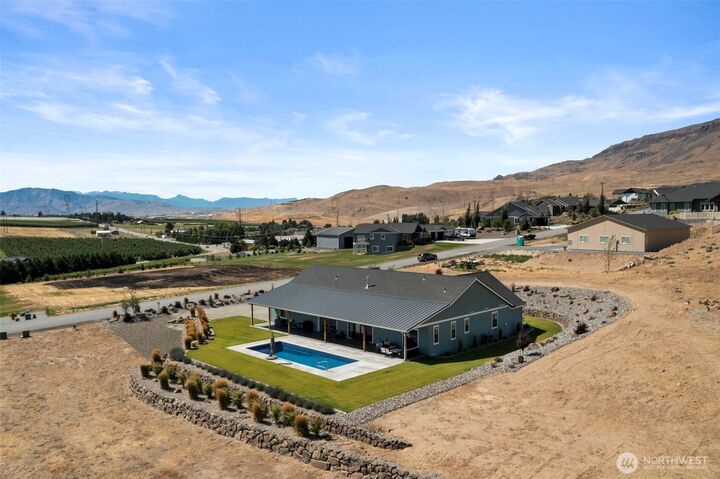 Property Photo:  451 S  Partridge Lane  WA 98802 