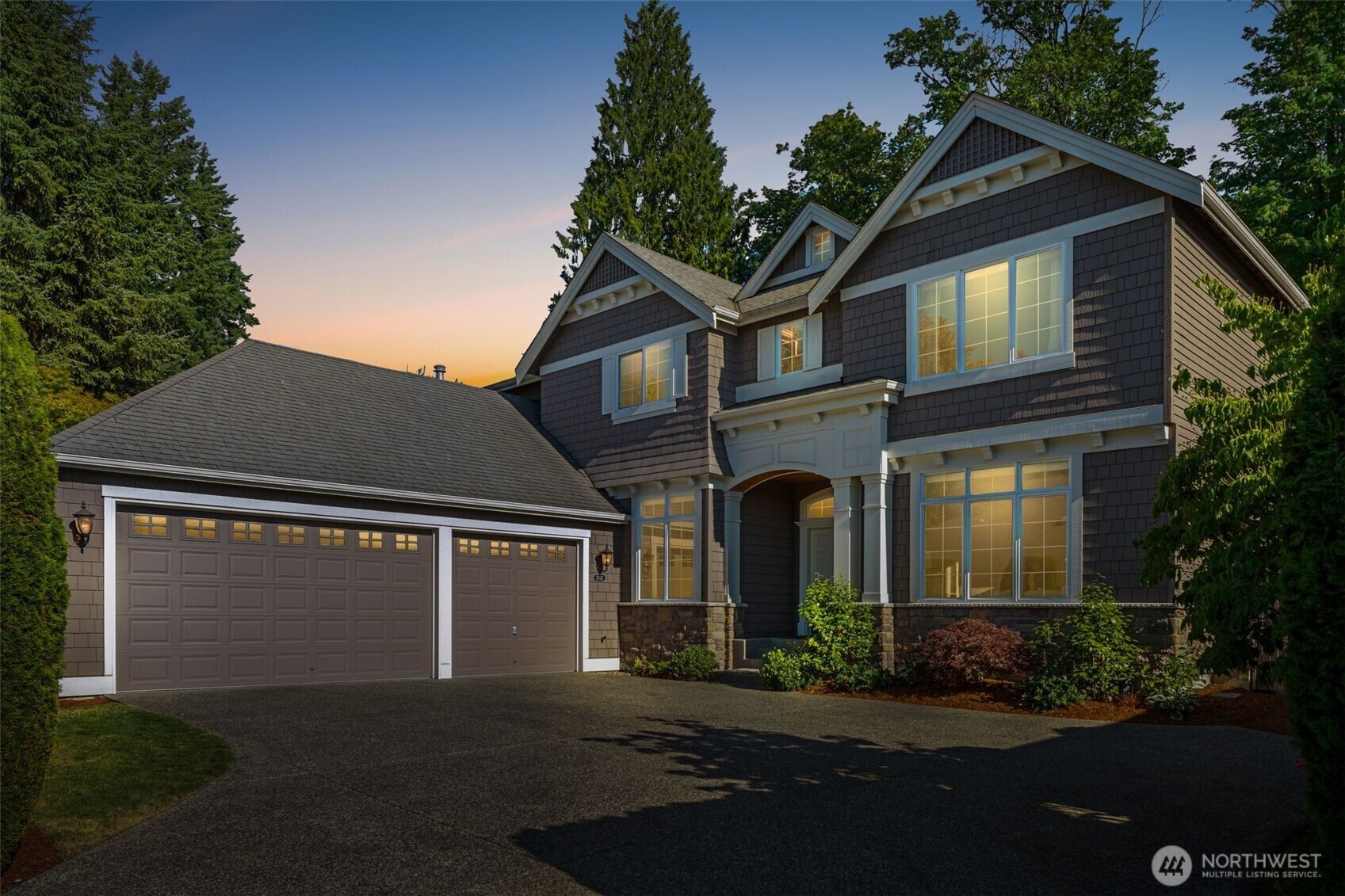 Property Photo: 2022 240th Place SE WA 98021