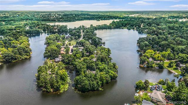 Property Photo:  1181 Abseguami Trail  MI 48362 