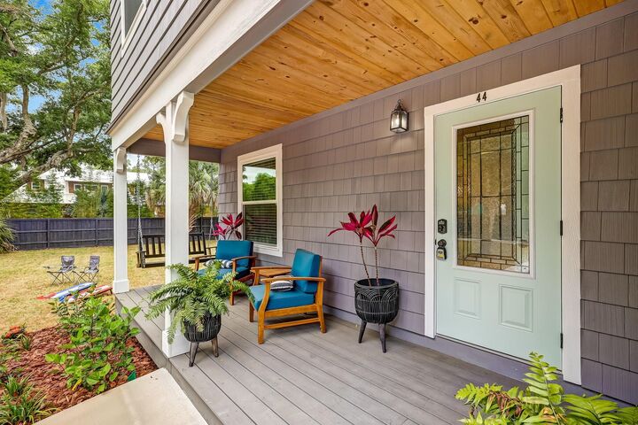 Property Photo: 44 Hildreth Dr FL 32084