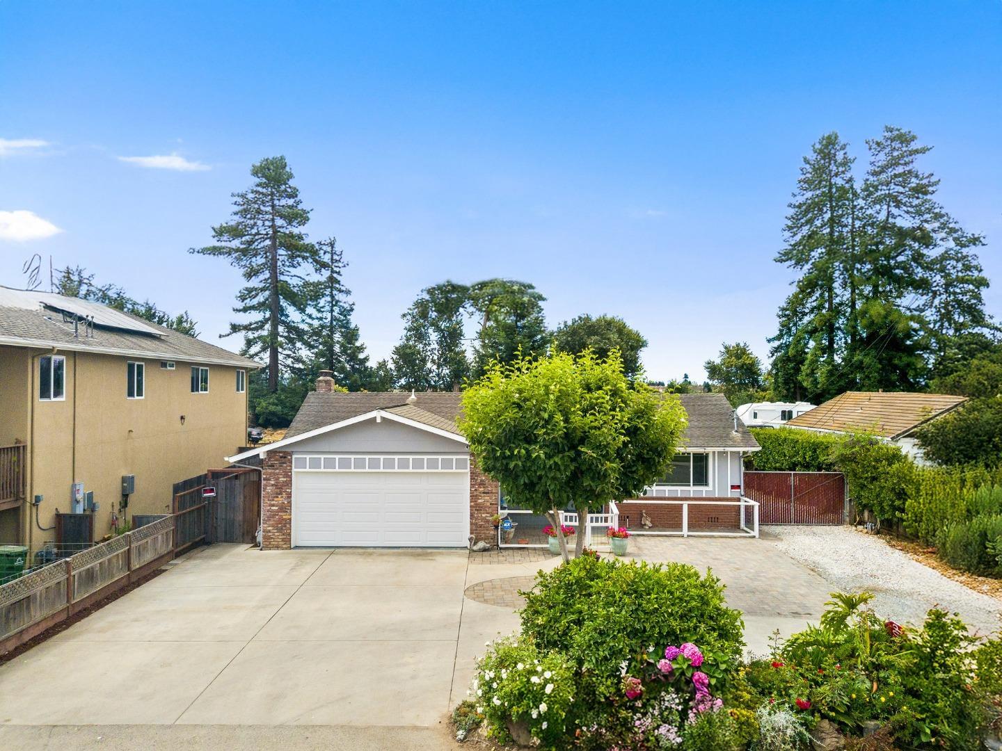 Property Photo:  70 College Road  CA 95076 