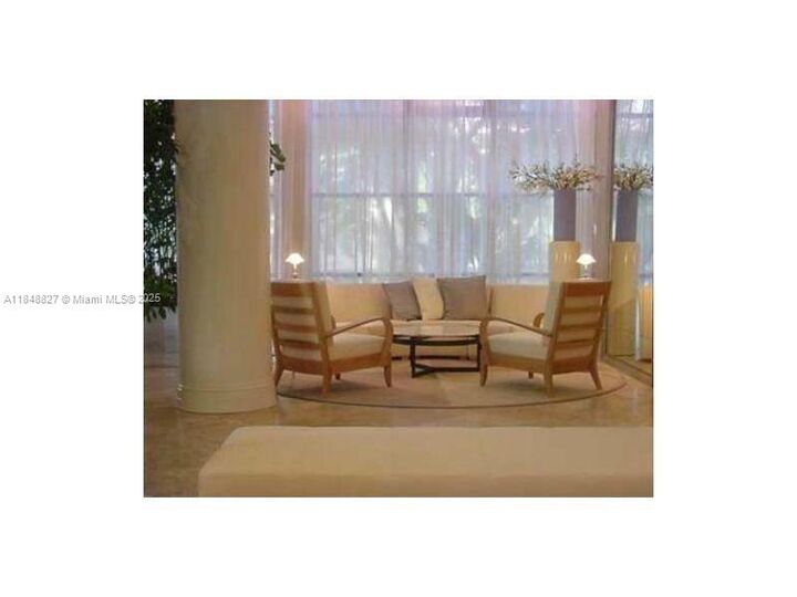 Property Photo:  770 Claughton Island Dr 2002  FL 33131 