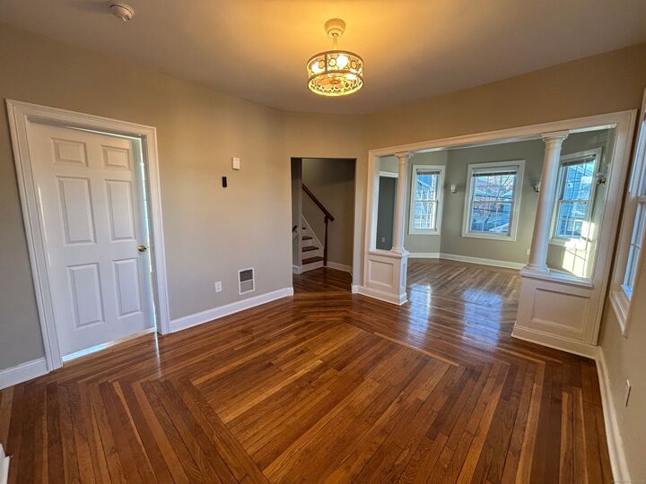 Property Photo:  19 Darina Place  CT 06460 