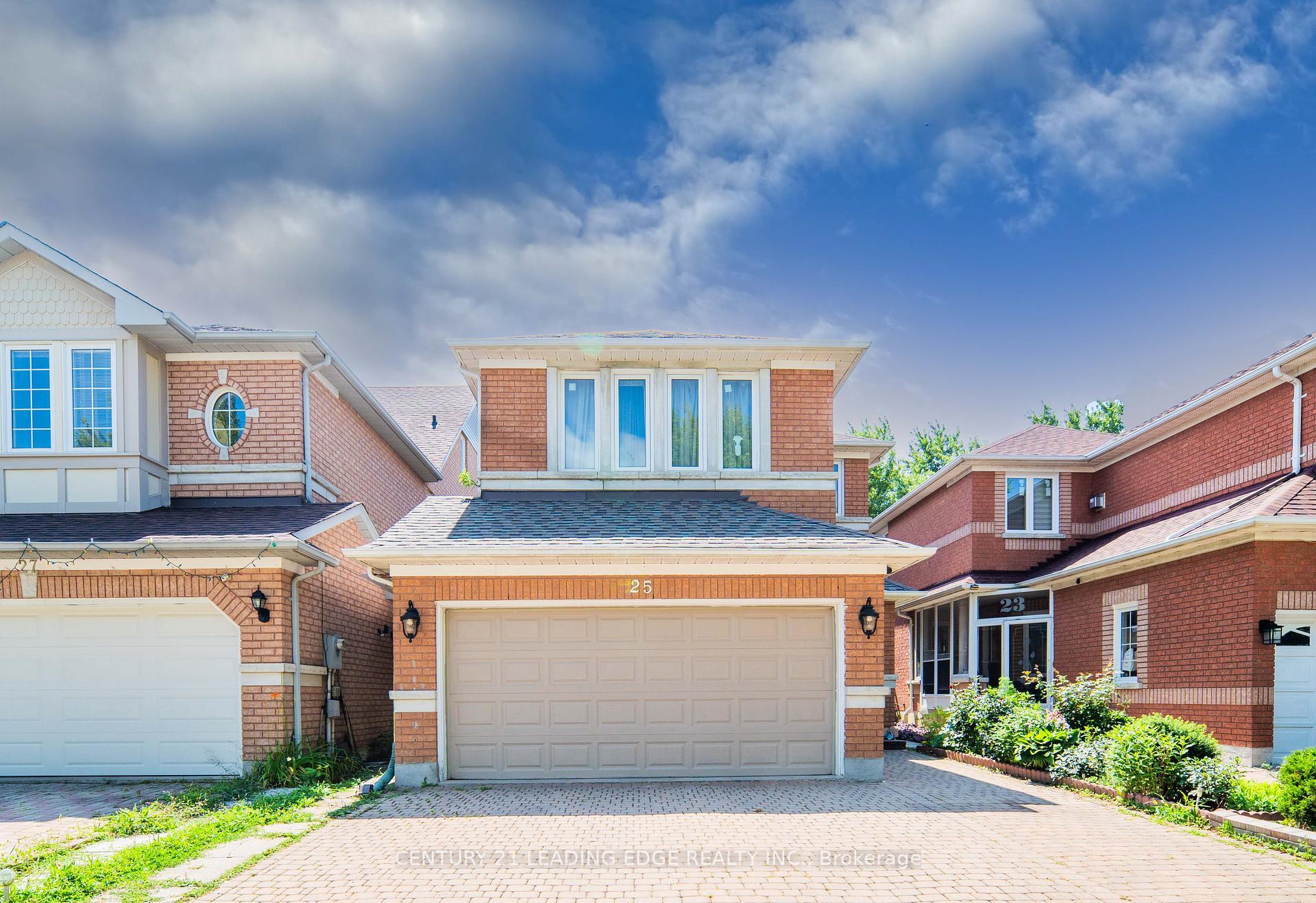 25 Eastpine Drive  Markham ON L3R 4Z2 photo