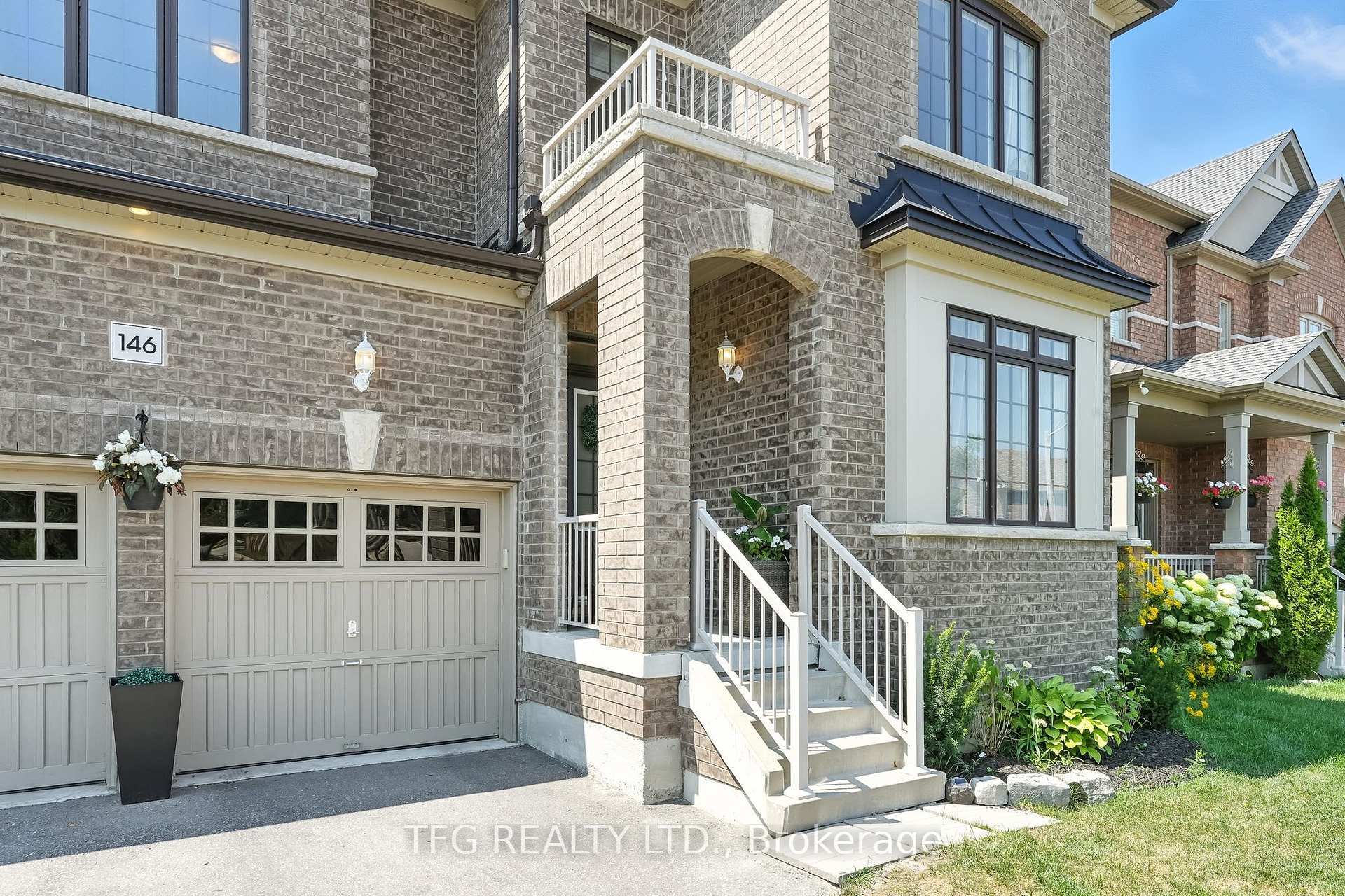 Property Photo: 146 Crombie Street ON L1C 3K2