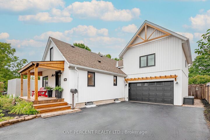 Photo de la propriété: 406 Peter Street N ON L3V 5A7