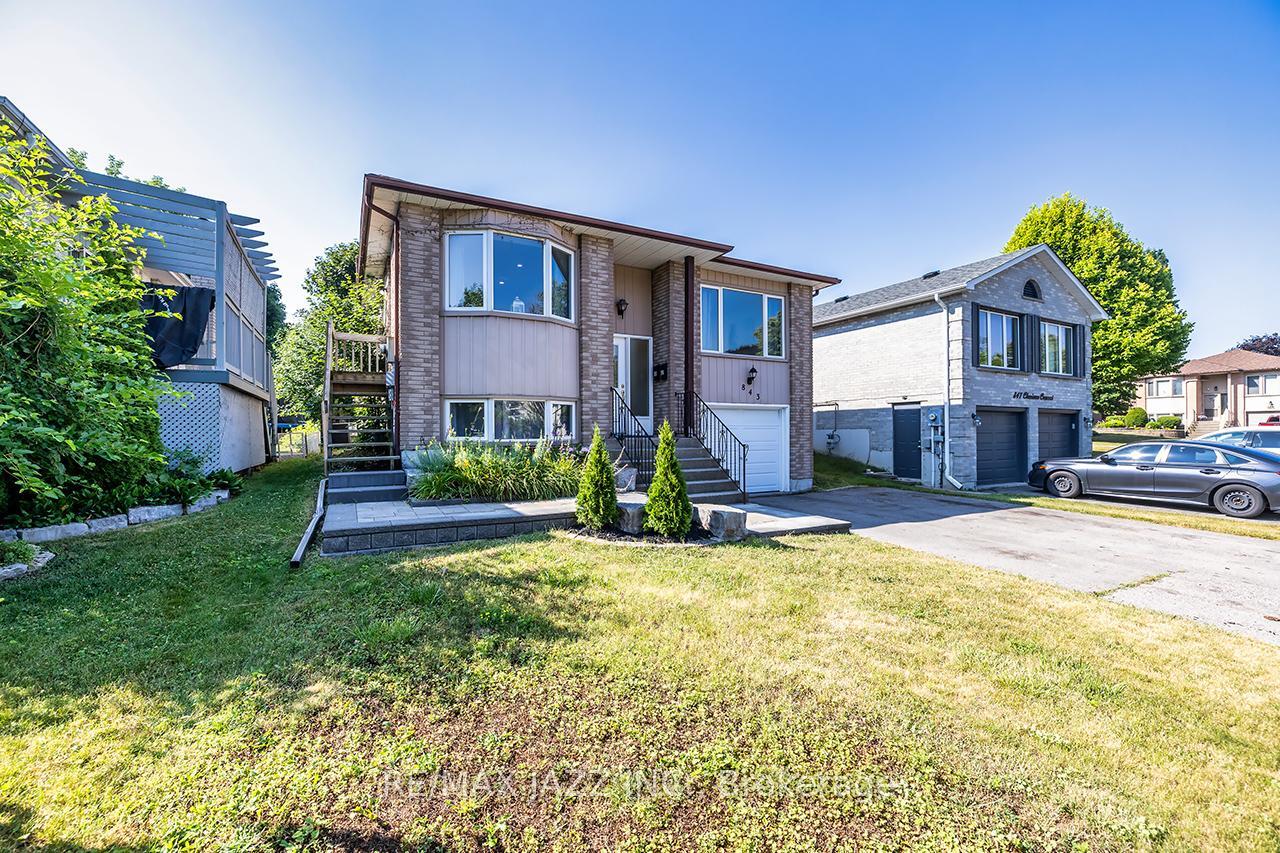 843 Charisma Crescent  Oshawa ON L1J 7S8 photo