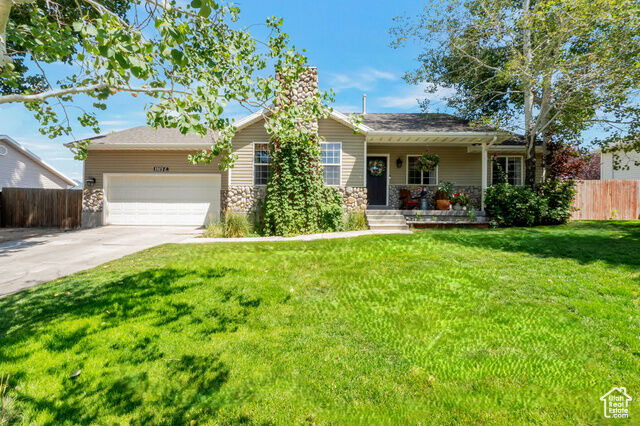 Property Photo: 1103 E 220 N UT 84032