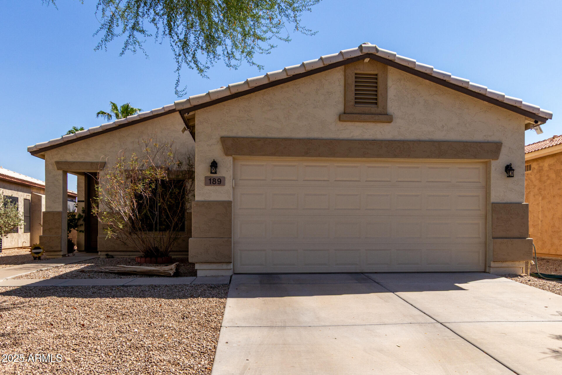 189 E Shawnee Road  San Tan Valley AZ 85143 photo