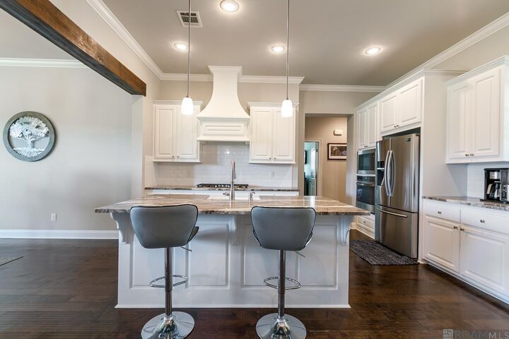 Property Photo: 16142 Redstone Dr LA 70770