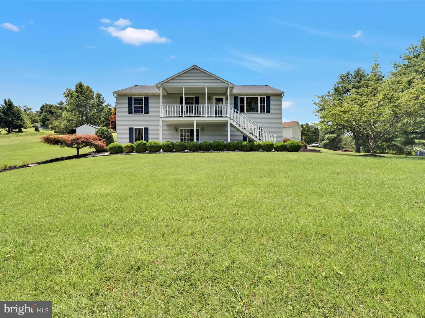 Property Photo: 372 Wynonah Drive PA 17922